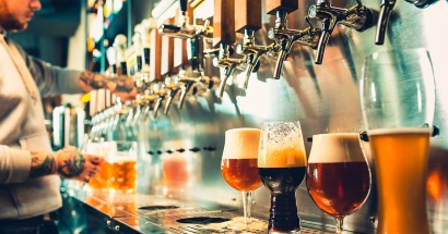 What Insurance Do Edmonton Bars and Pubs Need?