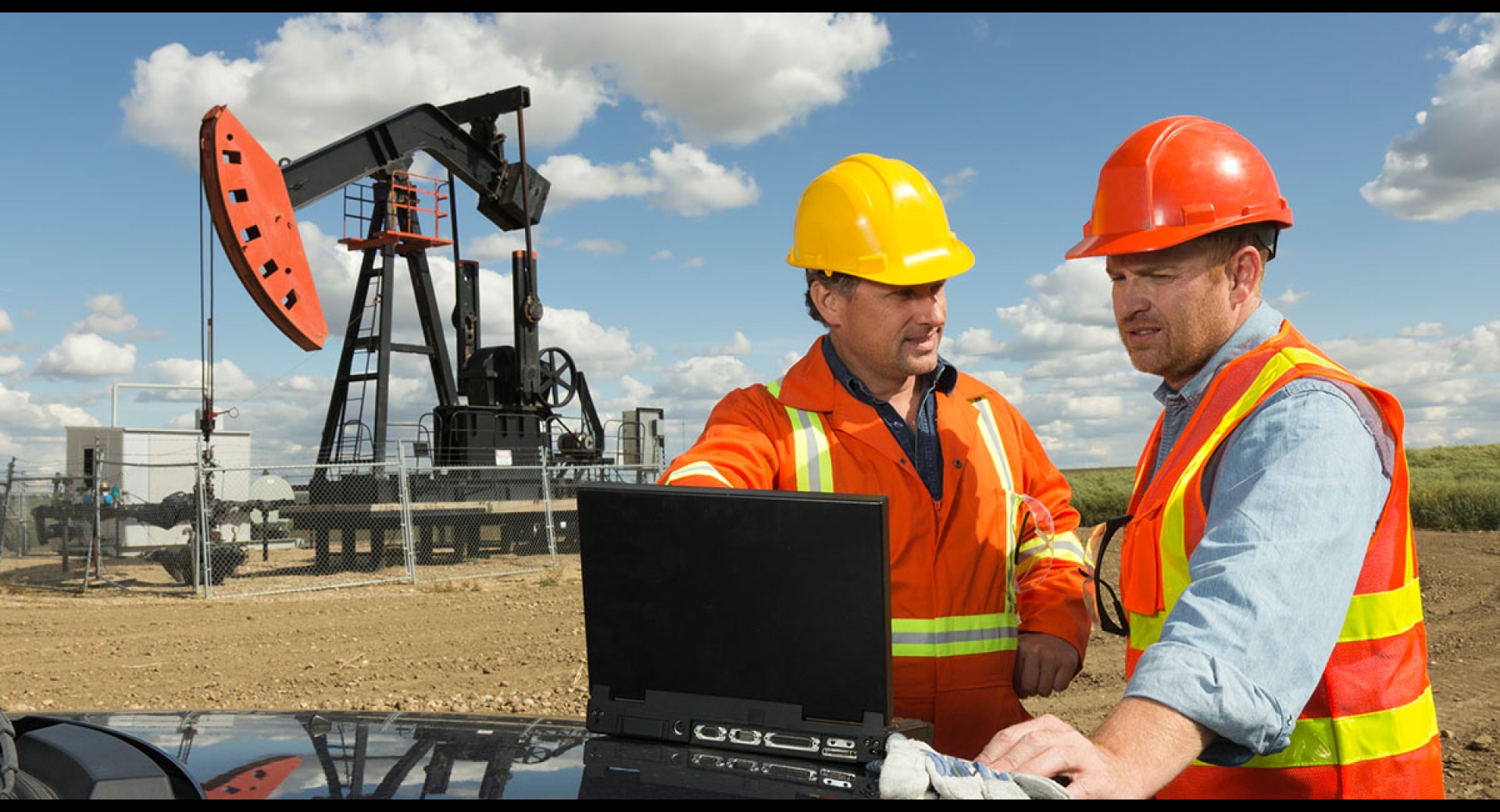 What’s in an Oil and Gas Insurance Package? 